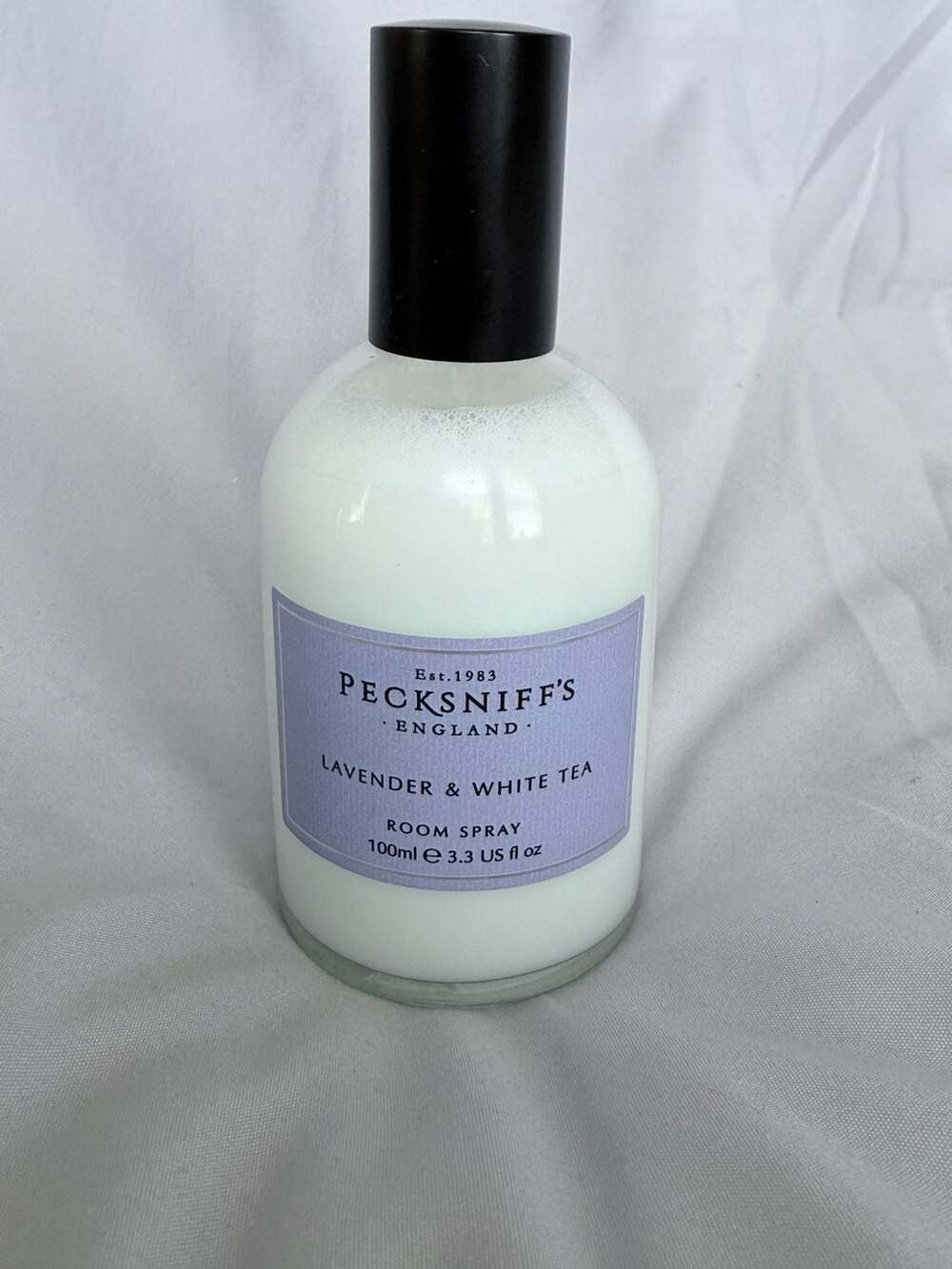 Pecksniffs England Lavender & White Tea Room Spray 3.3 oz